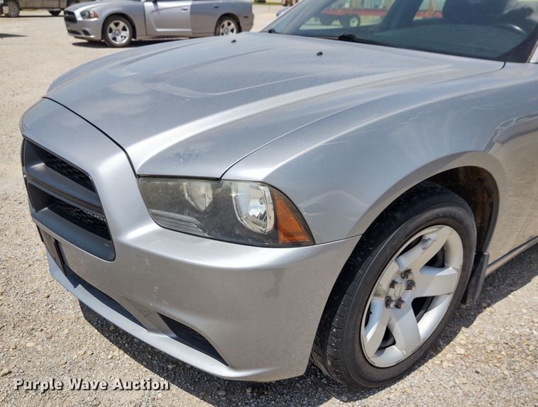 image for item DE6946 2011 Dodge Charger Police