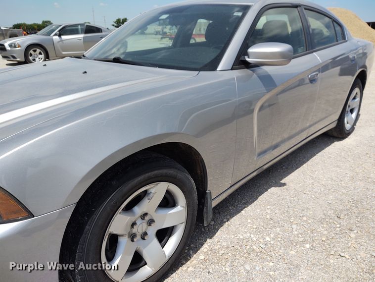 image for item DE6946 2011 Dodge Charger Police