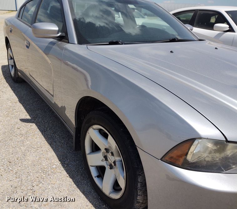 image for item DE6946 2011 Dodge Charger Police