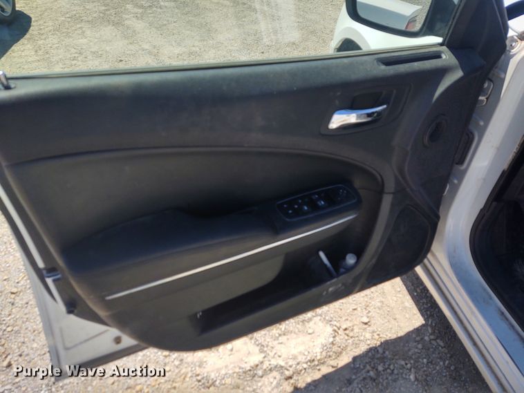 image for item DE6948 2013 Dodge Charger Police