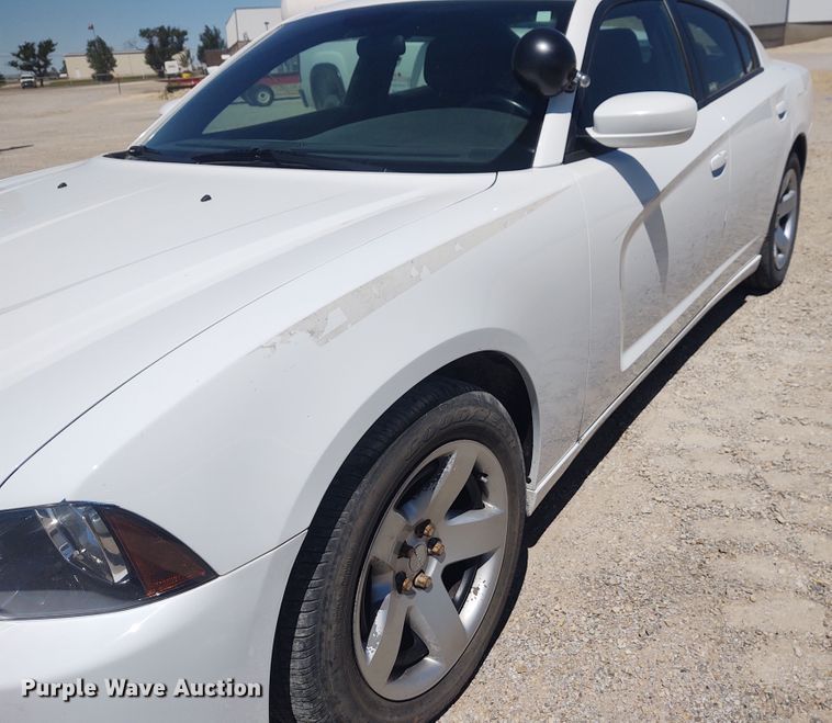 image for item DE6948 2013 Dodge Charger Police