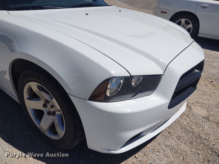 image for item DE6948 2013 Dodge Charger Police