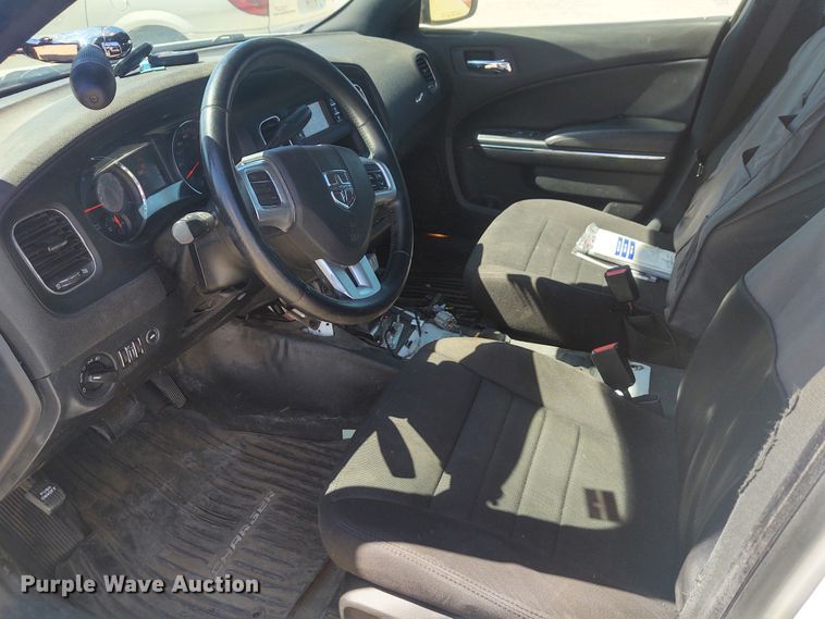 image for item DE6954 2014 Dodge Charger Police