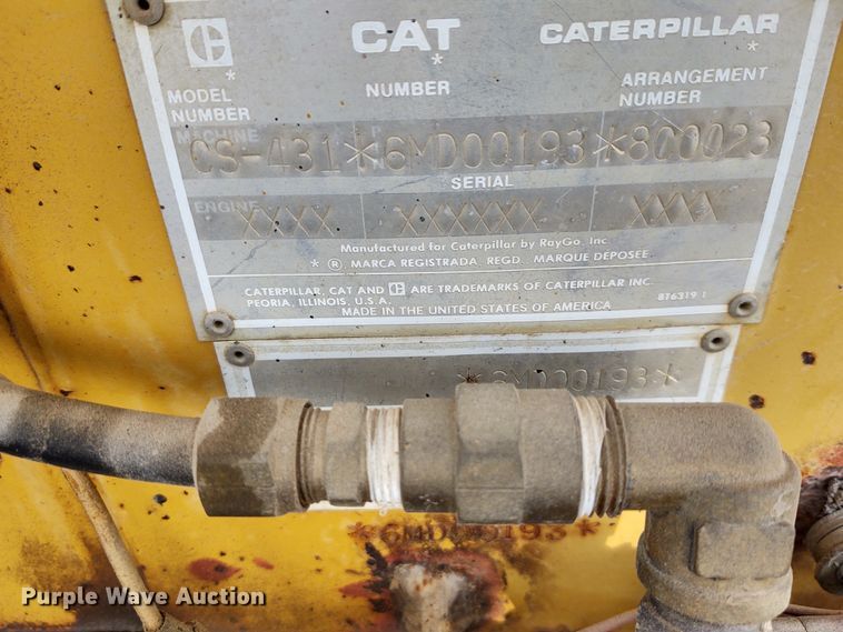 image for item DE7011 1987 Caterpillar CS-431  single drum vibratory roller