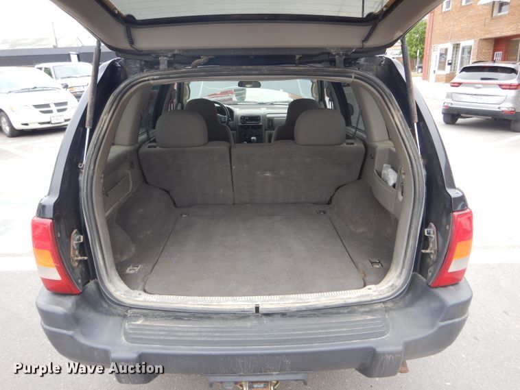 image for item DF3164 2004 Jeep Grand Cherokee Laredo  SUV