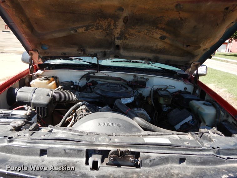 image for item DF4212 1995 GMC Sierra K3500  brush fire truck