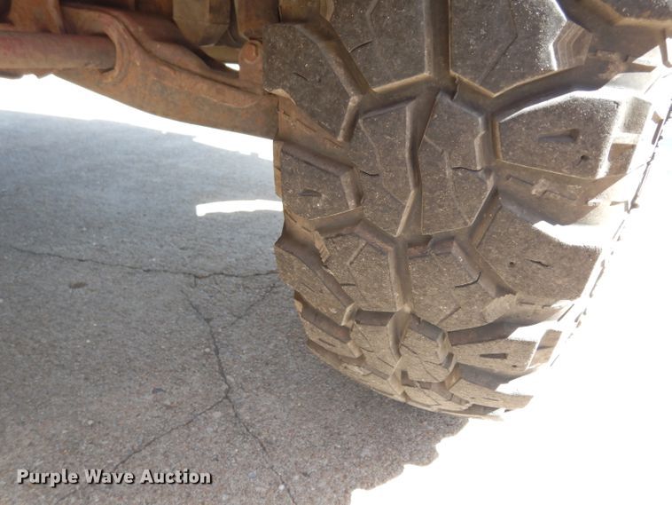 image for item DF4212 1995 GMC Sierra K3500  brush fire truck