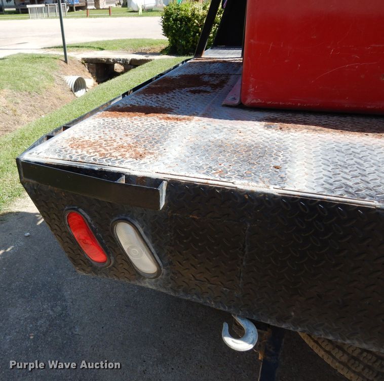 image for item DF4212 1995 GMC Sierra K3500  brush fire truck