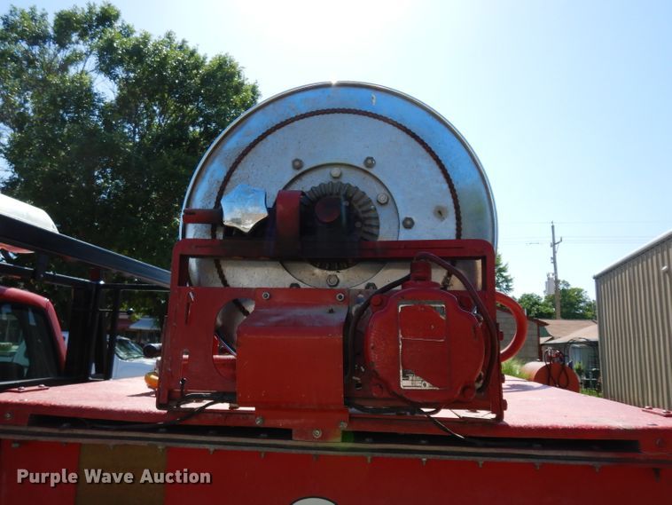 image for item DF4212 1995 GMC Sierra K3500  brush fire truck