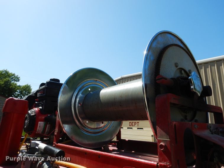 image for item DF4212 1995 GMC Sierra K3500  brush fire truck