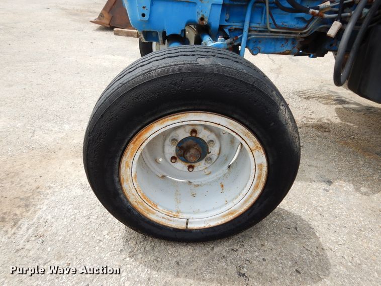 image for item DF4213 Ford 6610 Series II  tractor