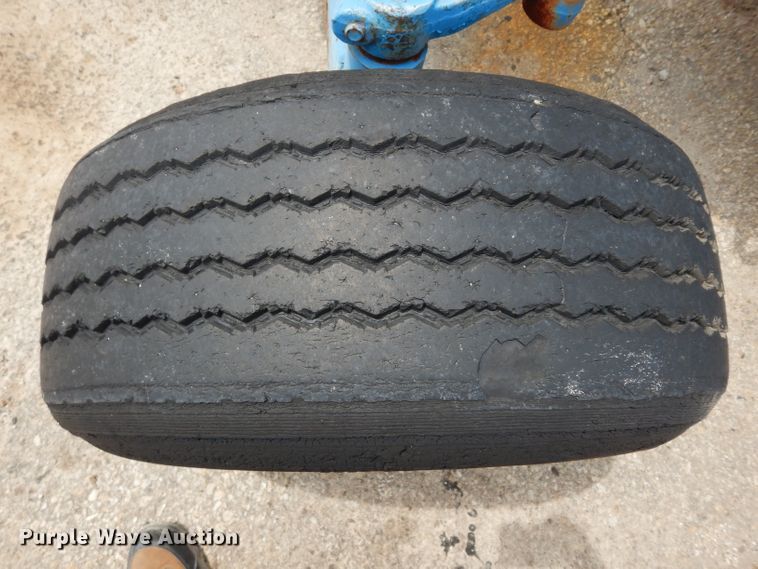 image for item DF4213 Ford 6610 Series II  tractor