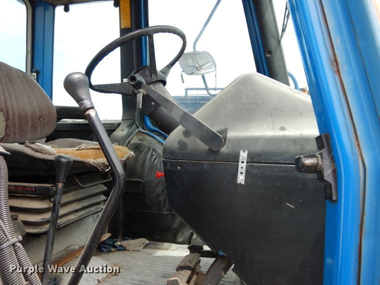 image for item DF4213 Ford 6610 Series II  tractor