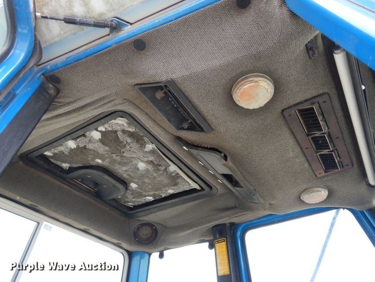 image for item DF4213 Ford 6610 Series II  tractor