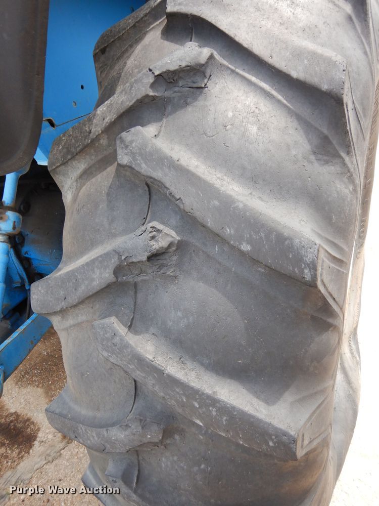 image for item DF4213 Ford 6610 Series II  tractor