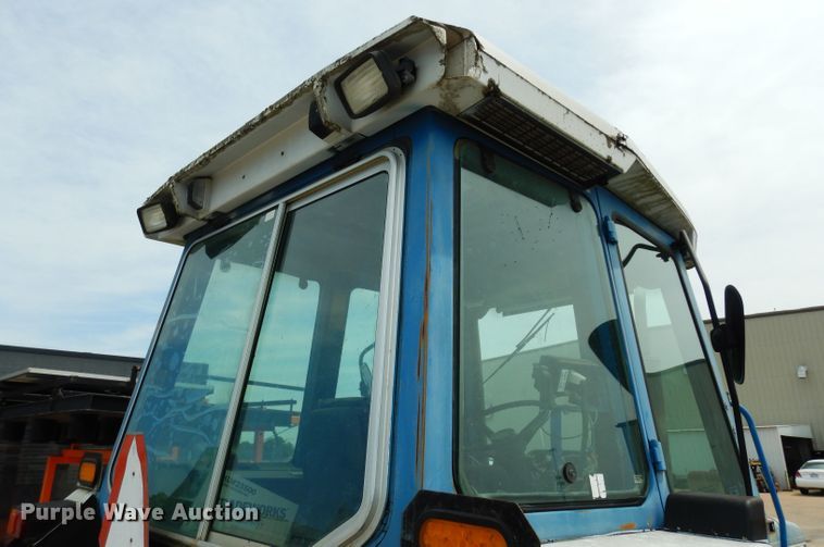 image for item DF4213 Ford 6610 Series II  tractor