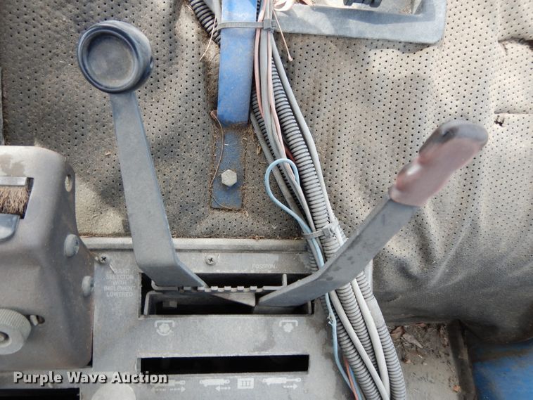 image for item DF4213 Ford 6610 Series II  tractor