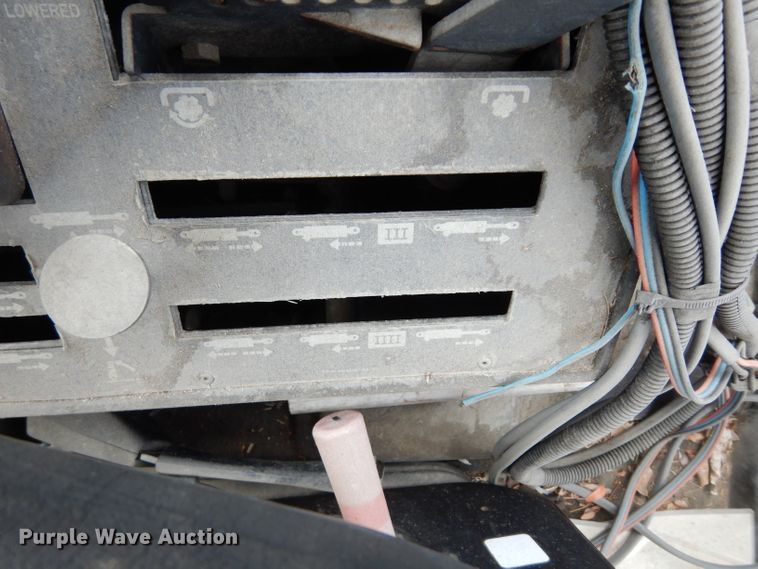 image for item DF4213 Ford 6610 Series II  tractor