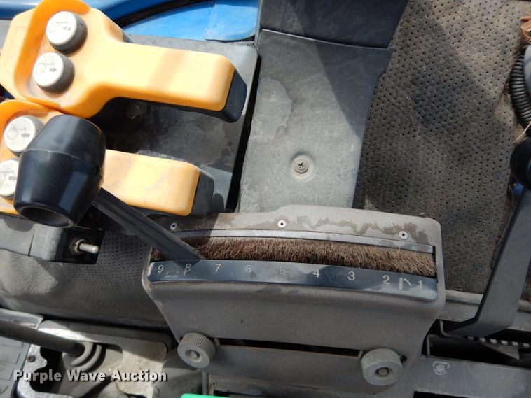 image for item DF4213 Ford 6610 Series II  tractor