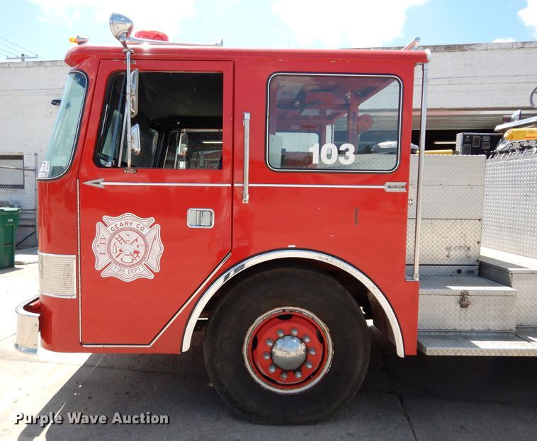 image for item DF4236 1981 Oshkosh Pierce Arrow E1055  pumper fire truck