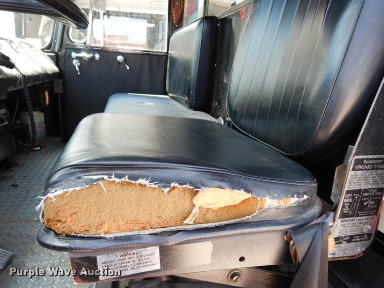 image for item DF4236 1981 Oshkosh Pierce Arrow E1055  pumper fire truck