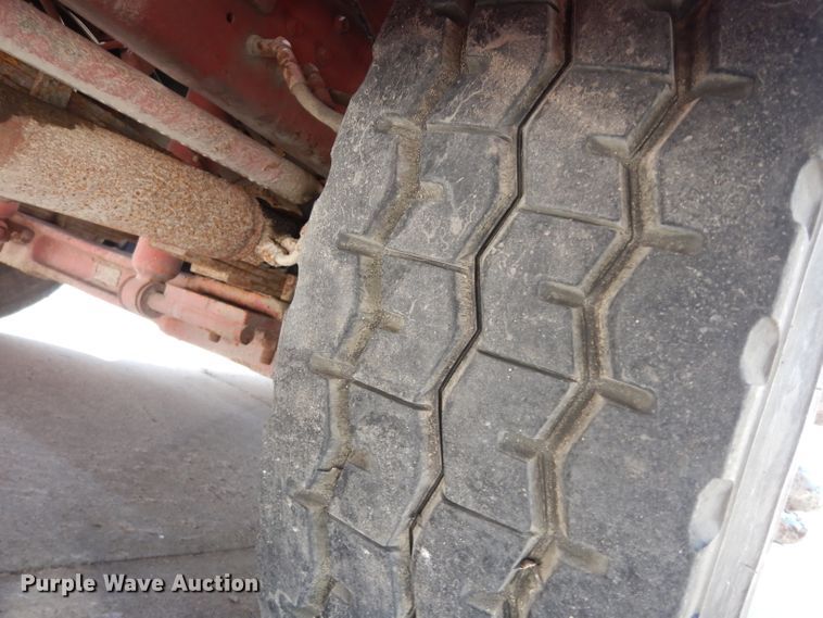 image for item DF4236 1981 Oshkosh Pierce Arrow E1055  pumper fire truck