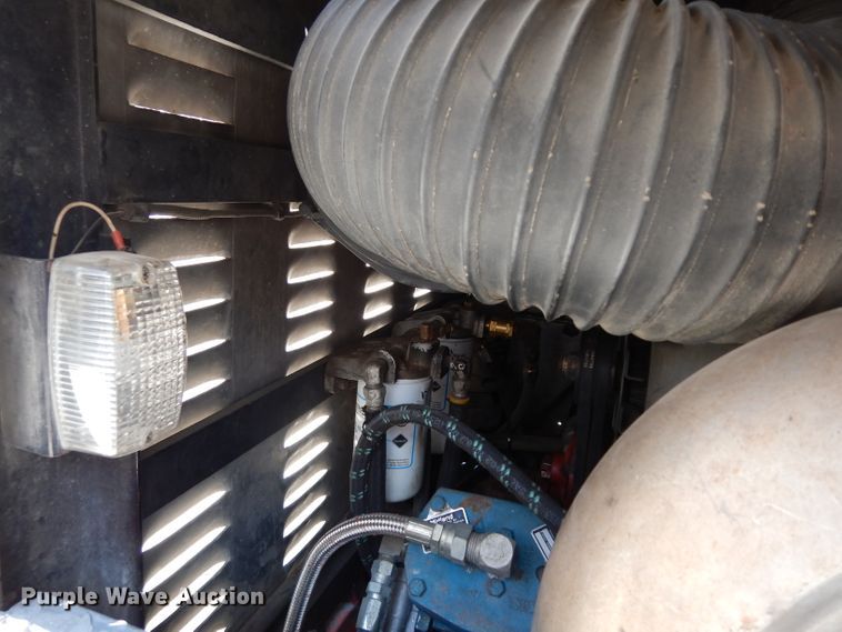 image for item DF4236 1981 Oshkosh Pierce Arrow E1055  pumper fire truck