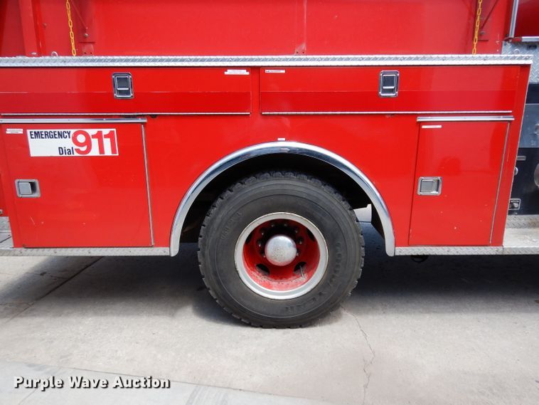 image for item DF4236 1981 Oshkosh Pierce Arrow E1055  pumper fire truck