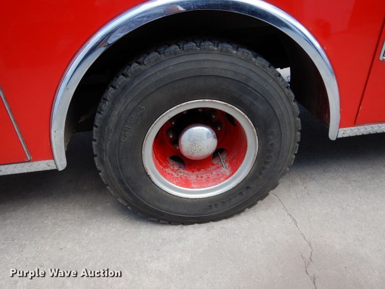 image for item DF4236 1981 Oshkosh Pierce Arrow E1055  pumper fire truck