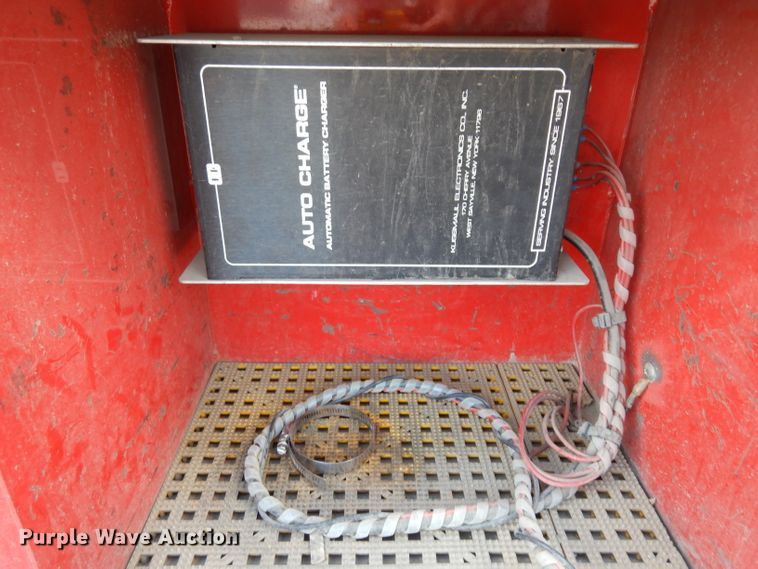 image for item DF4236 1981 Oshkosh Pierce Arrow E1055  pumper fire truck