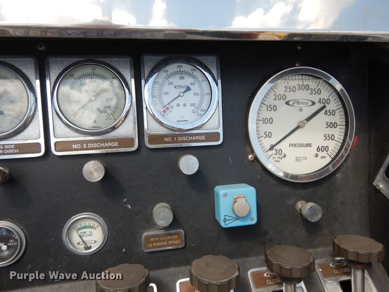 image for item DF4236 1981 Oshkosh Pierce Arrow E1055  pumper fire truck