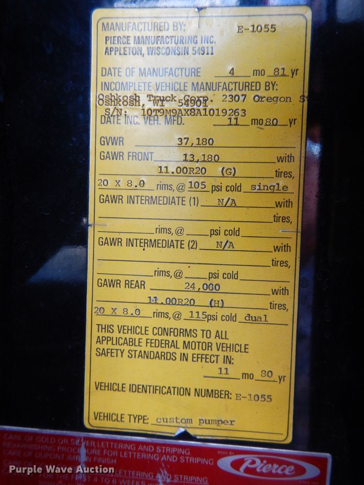 image for item DF4236 1981 Oshkosh Pierce Arrow E1055  pumper fire truck