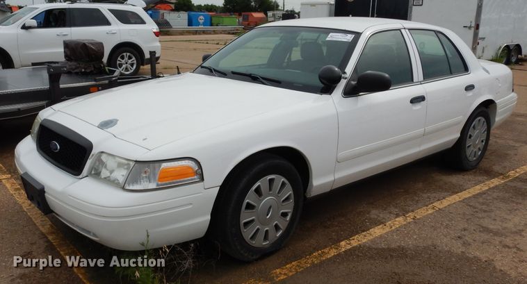 image for item DF4238 2008 Ford Crown Victoria Police Interceptor