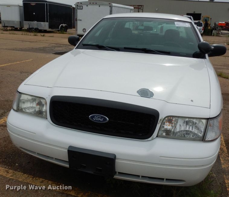 image for item DF4238 2008 Ford Crown Victoria Police Interceptor