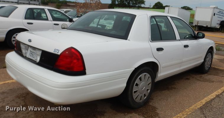 image for item DF4238 2008 Ford Crown Victoria Police Interceptor