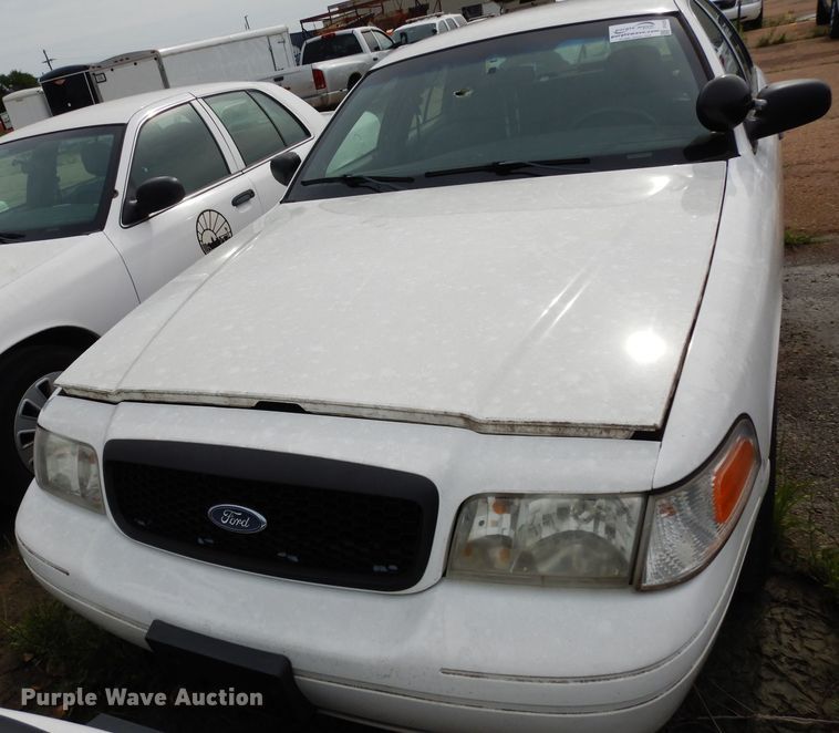 image for item DF4239 2007 Ford Crown Victoria Police Interceptor