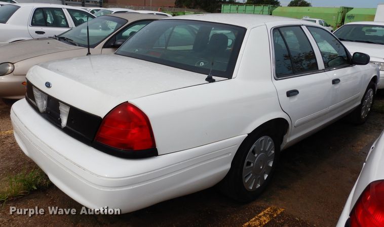 image for item DF4239 2007 Ford Crown Victoria Police Interceptor