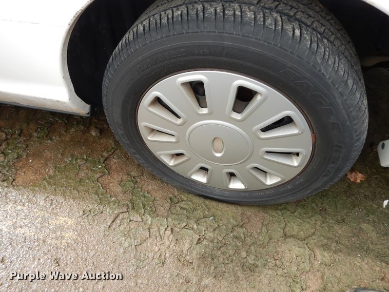 image for item DF4239 2007 Ford Crown Victoria Police Interceptor