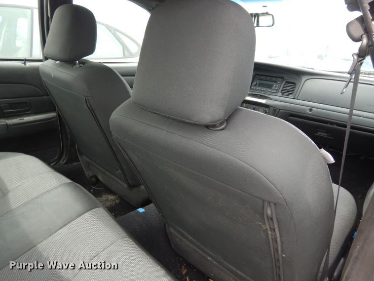image for item DF4239 2007 Ford Crown Victoria Police Interceptor