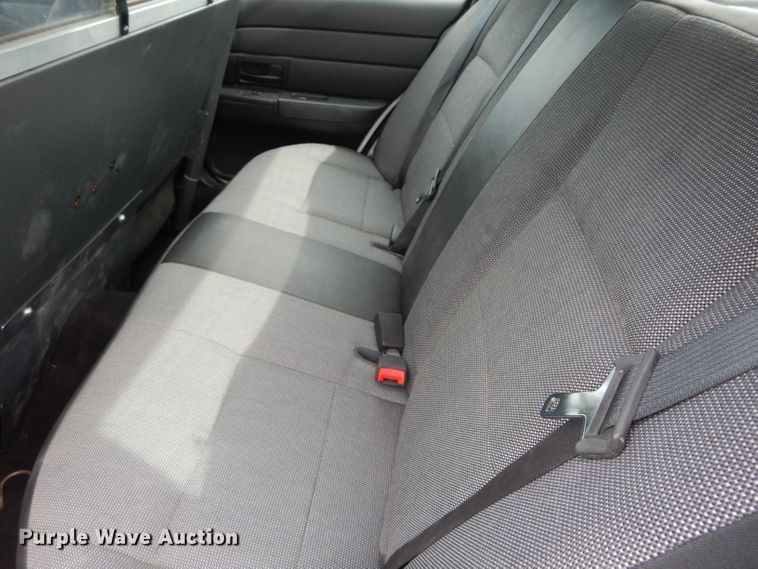 image for item DF4240 2008 Ford Crown Victoria Police Interceptor