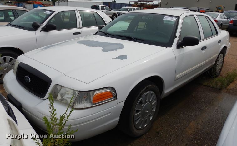image for item DF4241 2009 Ford Crown Victoria Police Interceptor
