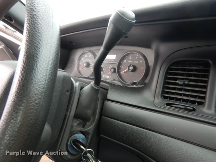 image for item DF4241 2009 Ford Crown Victoria Police Interceptor