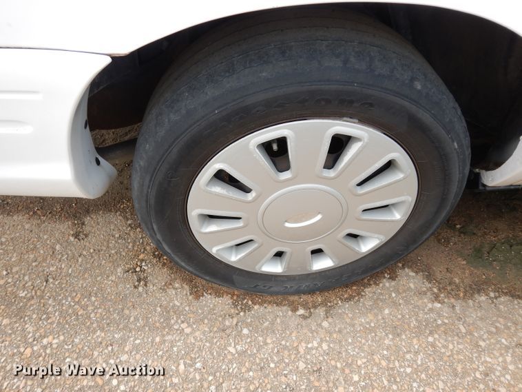 image for item DF4241 2009 Ford Crown Victoria Police Interceptor