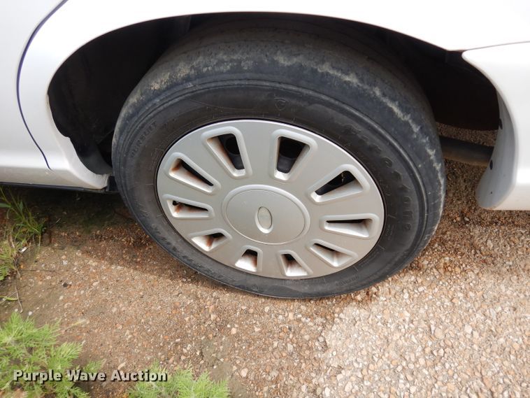 image for item DF4241 2009 Ford Crown Victoria Police Interceptor