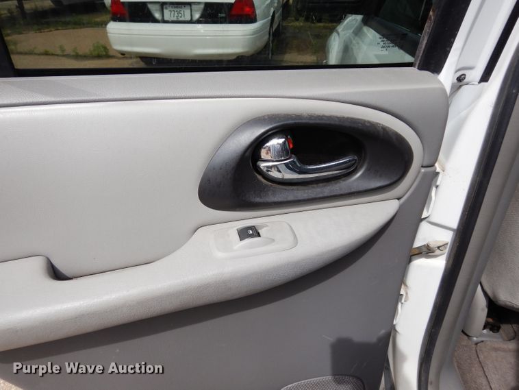 image for item DF4242 2006 Chevrolet TrailBlazer LS  SUV