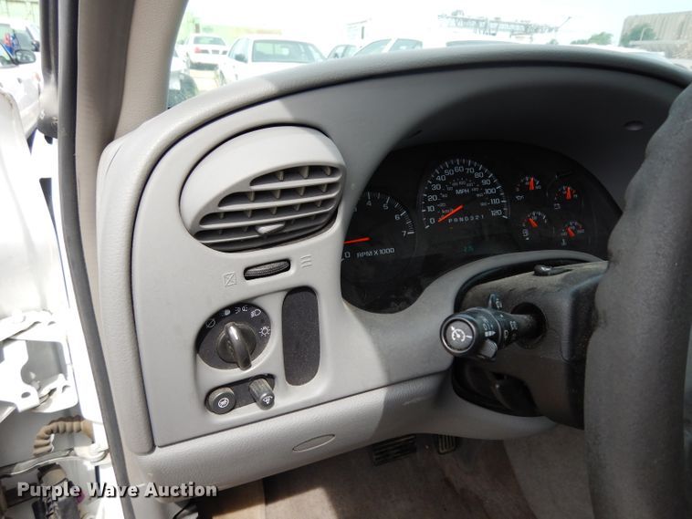 image for item DF4242 2006 Chevrolet TrailBlazer LS  SUV