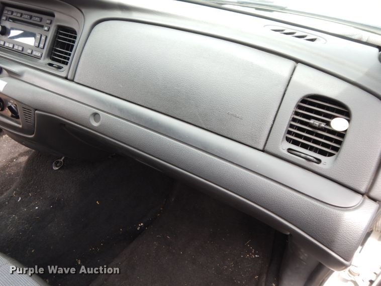 image for item DF4243 2010 Ford Crown Victoria Police Interceptor