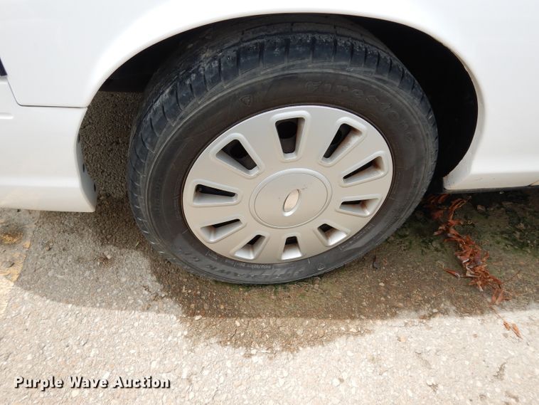 image for item DF4244 2010 Ford Crown Victoria Police Interceptor