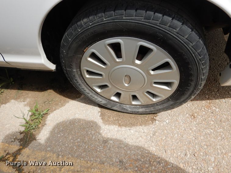 image for item DF4244 2010 Ford Crown Victoria Police Interceptor