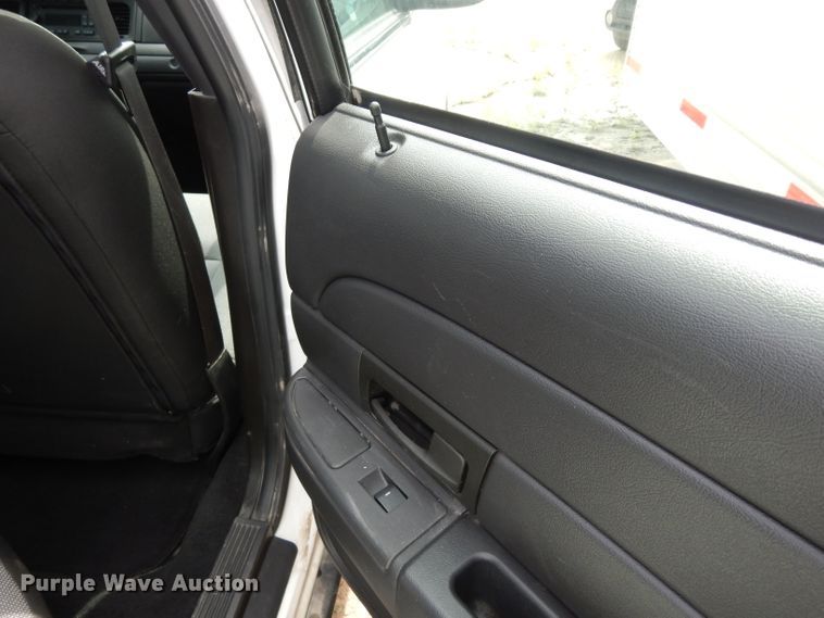 image for item DF4244 2010 Ford Crown Victoria Police Interceptor